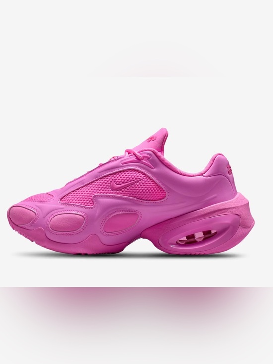 Nike Shoes - Nike Women’s  Pink Athletic Sneakers size 8, 8.5